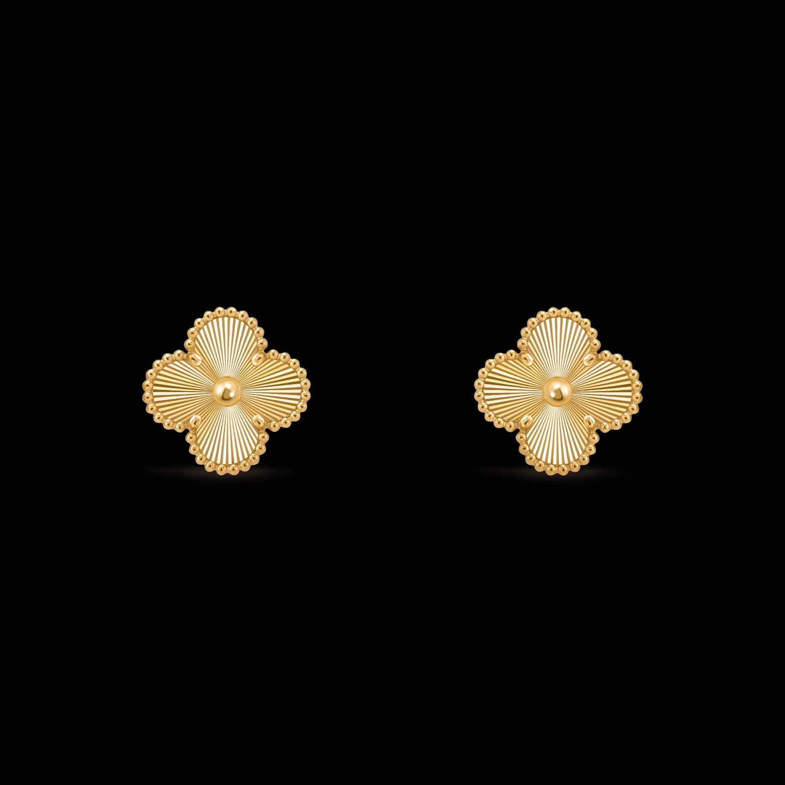 Vintage Alhambra earrings