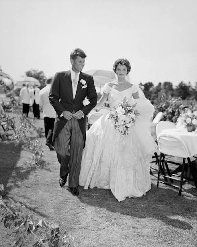 In 1953, Ann Lowe designed Jacqueline Bouvier’s wedding dress for her marriage to John F. Kennedy. Ten days before the ceremony, she had to remake the dress. Why?