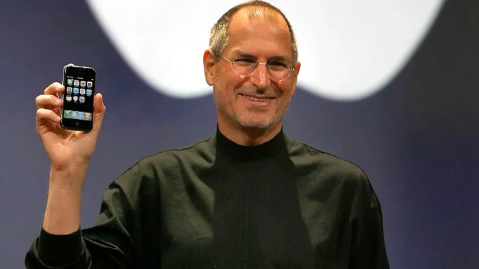 What brand made Steve Jobs’s black turtlenecks?