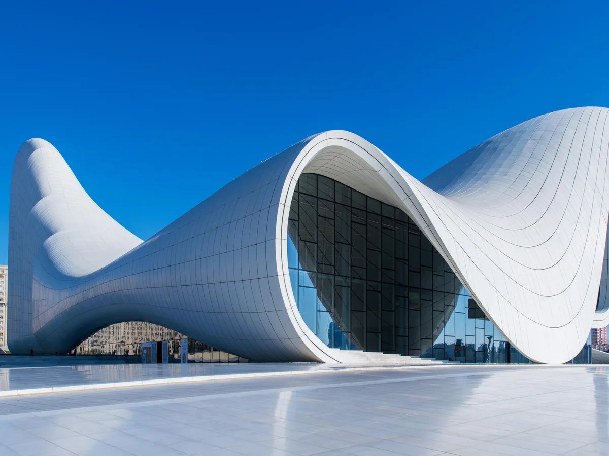 Which of these designers studied architecture? (Select all that apply)