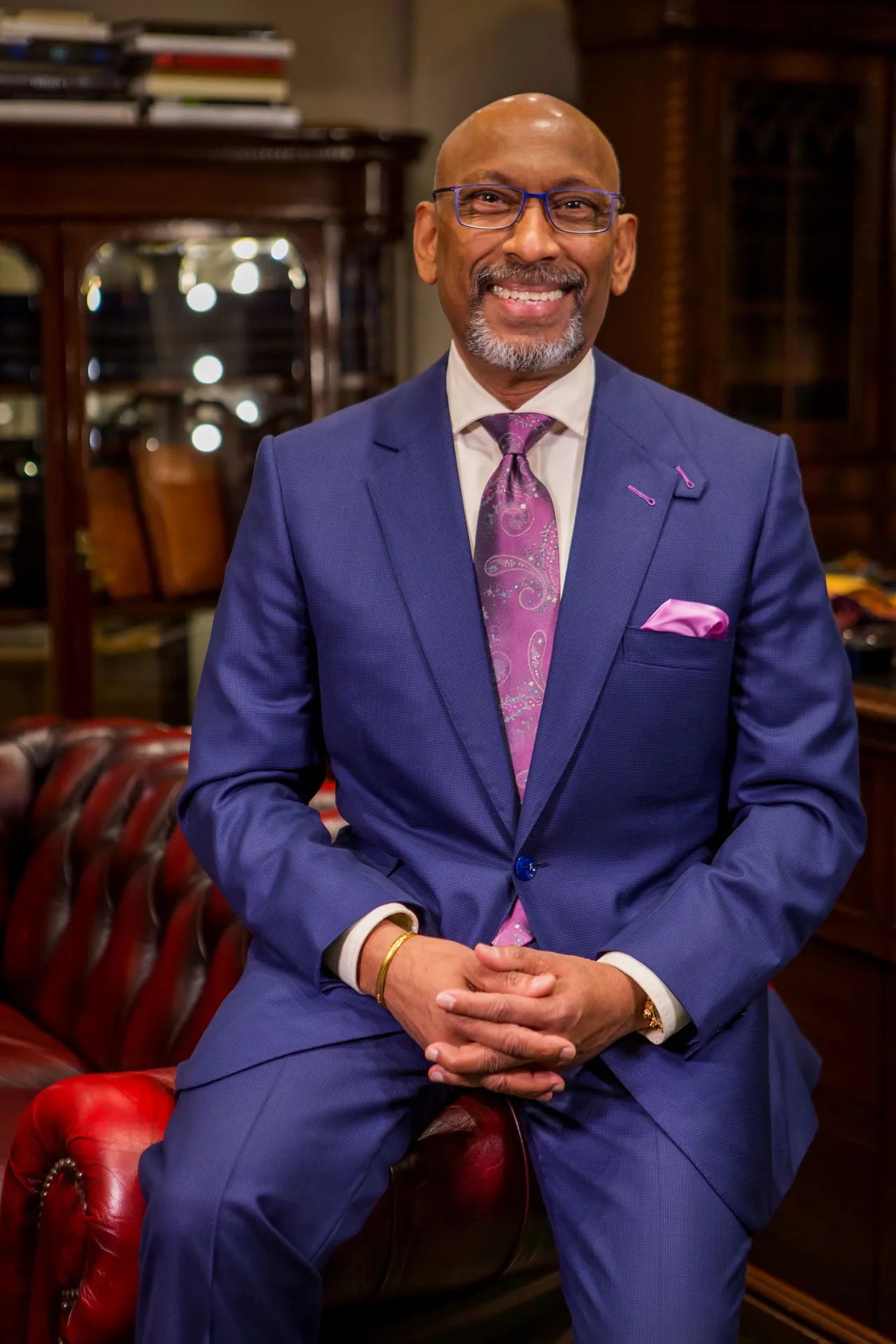 What London street is famous for its bespoke tailoring?